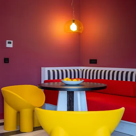 The Pal Living In A Concept Hotel *